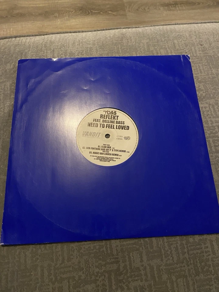 Vinyl - Image 2 of 4