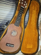 hilo ukulele model 2652 Instrument