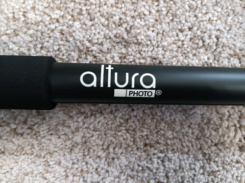 Altura 62-Inch Camera Monopod - Ultra Portable, Heavy Duty Design - 第 1/7 張圖片