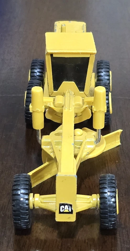 CATERPILLAR 12G TRACTOR MOTOR ROAD GRADER CONSTRUCTION RARE 1/64 VINTAGE  - Image 2 of 4