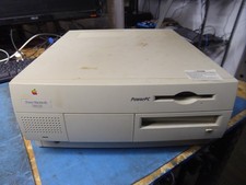 apple power macintosh powerpc 7600/120 vintage - Powers ON   for parts or fix