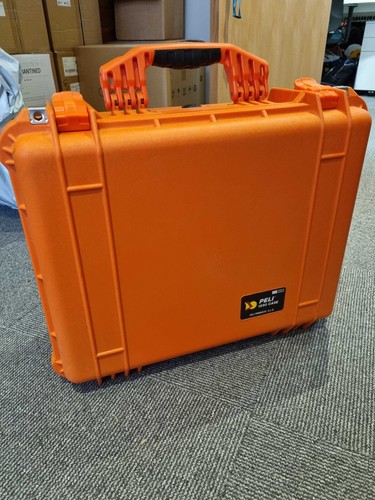 Peli Case 1550 - Bright Orange - Great Condition - Picture 2 of 6