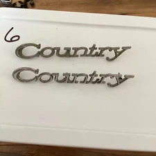 FORD COUNTRY EMBLEM   BADGE SCRIPT TRIM  Set Of 2 METAL   FOMOCO