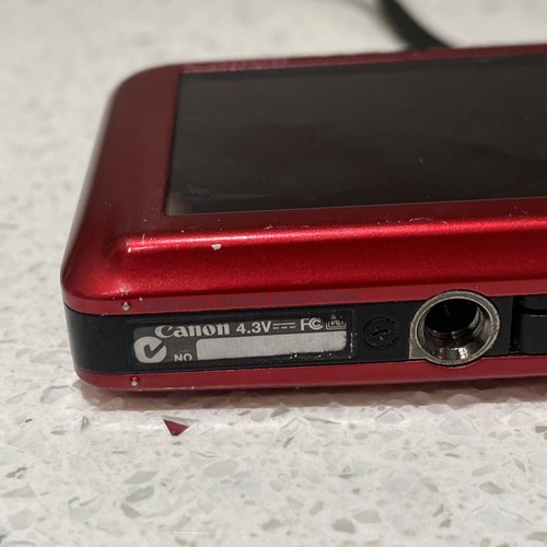 Canon IXUS 100 IS 12.1mp 3x Zoom Compact Digital Camera (made In Japan) - Picture 8 of 8