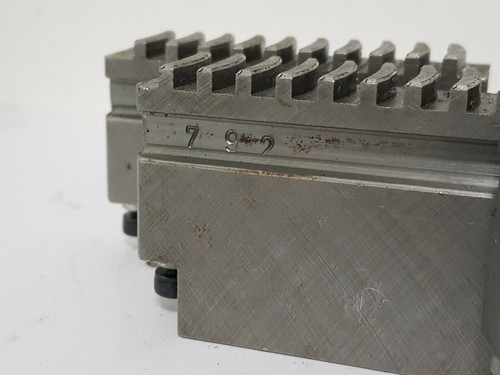 SET RÜCKWÄRTSDREHMASCHINE SPUTTERBACKEN, BACKEN SELBSTZENTRIEREND Keilsangenfutter - Bild 7 von 10