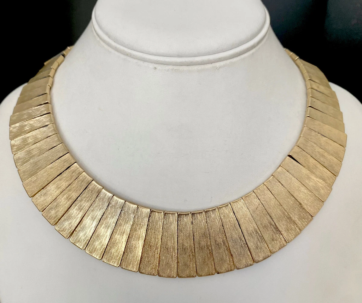 Gold neck deals collar