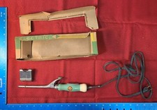 VINTAGE 1940'S WOMANS ELECTRIC CURLING IRON 10 WATT WITH BOX 102A