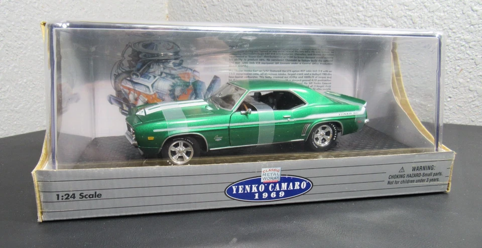 Classic Metal Works 1969 Yenko Camaro 1969 RALLYE GREEN 1:24 Factory Sealed 2001 - Image 2 of 4