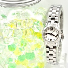 Marc Jacobs Amy Dinky Women's Watch Silver Battery Used