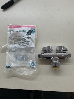 Sharkbite 1/2In T X 3/8In S X 1/4In Dual Shut Off Valve