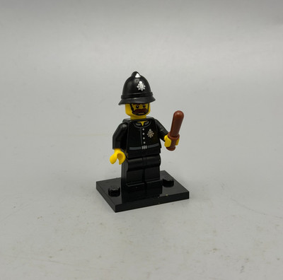 Lego Constable Minifigure Collectible Series 11 CMF 71002 col167 Complete