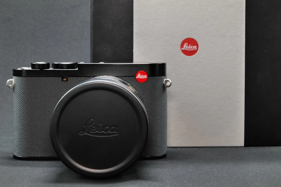 LEICA Q3 43 schwarz #19084 frischer Service v. 8/2025 - ROTER PUNKT KAMERA An+V