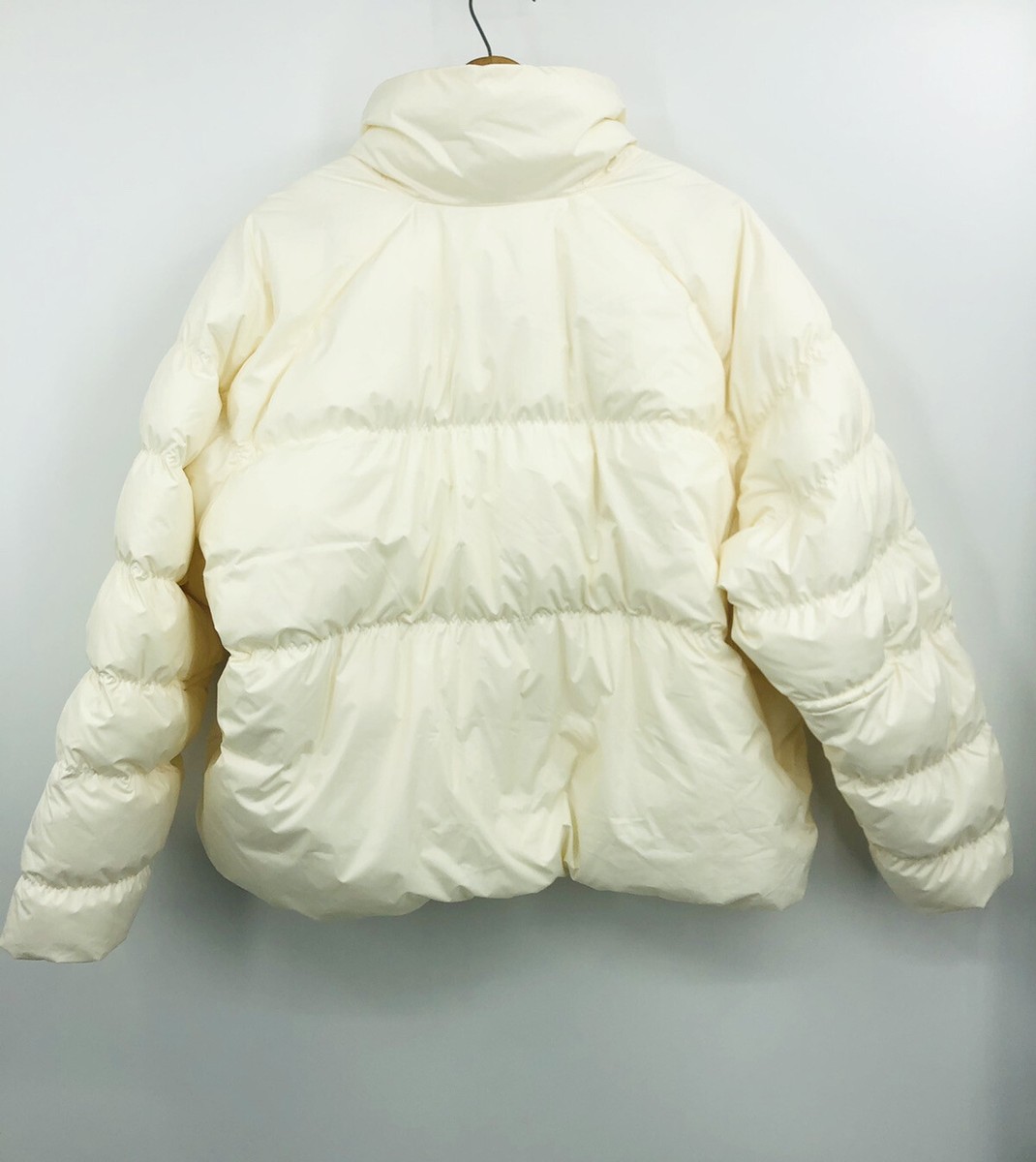 NWT Nike Puffer Jacket Women XXL Ivory Off White Thermore NWT Nike Puffer Jacket Women XXL Ivory Off White Thermore