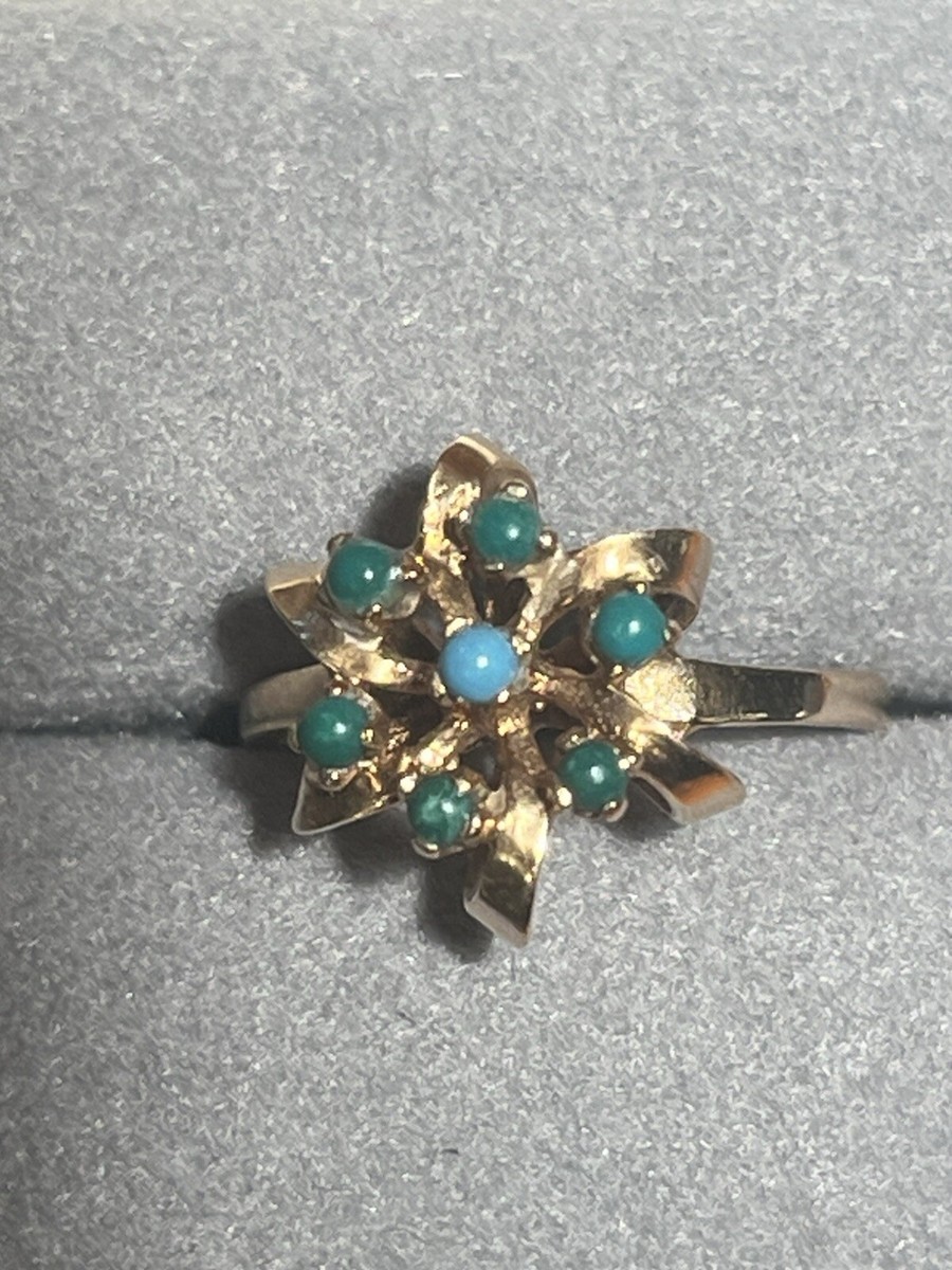 8 Turquoise Small Stones Ring 8 Turquoise Small Stones Ring