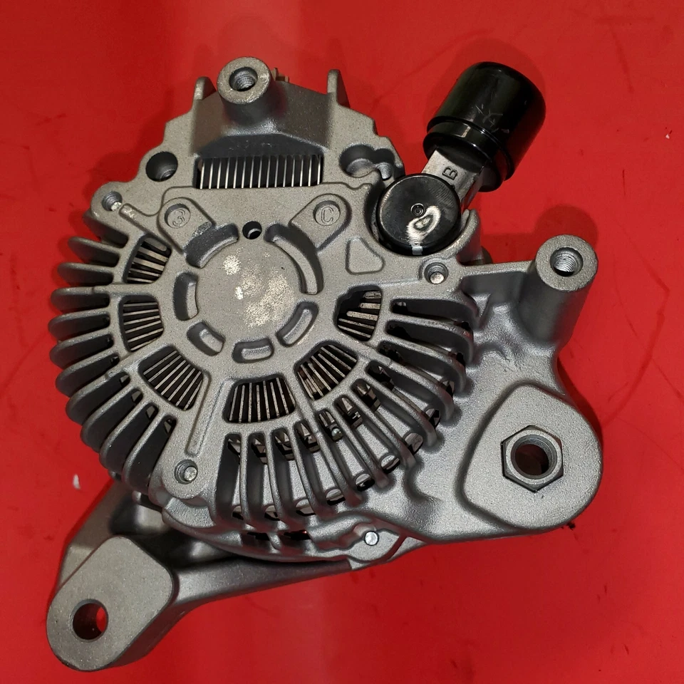 Honda Accord Sport 2013 2014 2015 2016 2017 2,4 L transmisión manual alternador Foto 2 de 4