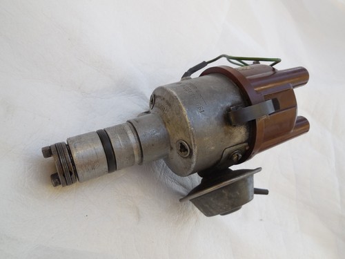 Porsche 912 Ignition Distributor BOSCH ('68-'69) JFUR 4 0 231 115 061 C#47 - Picture 2 of 6