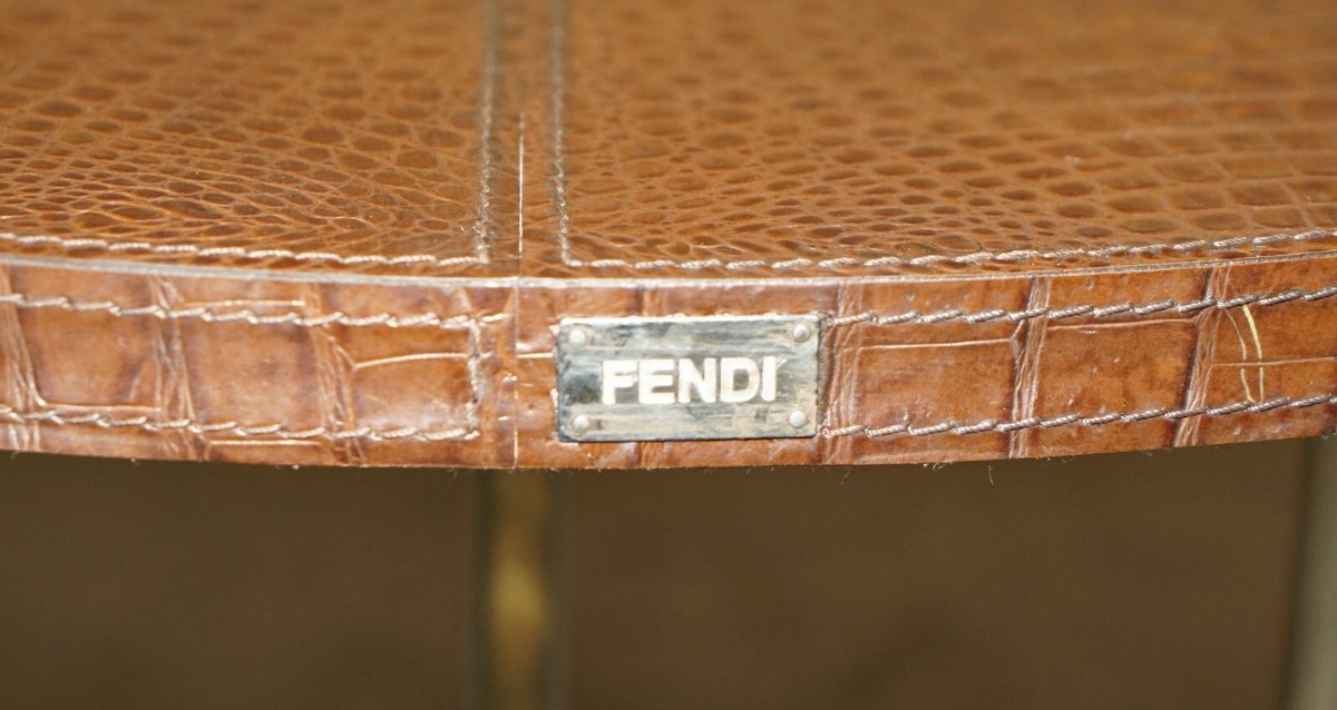 FENDI CASA クロコダイルテクスチャ サイドテーブル 楽天市場】FENDI CASA センターテーブル 本革 牛革 クロコダイル