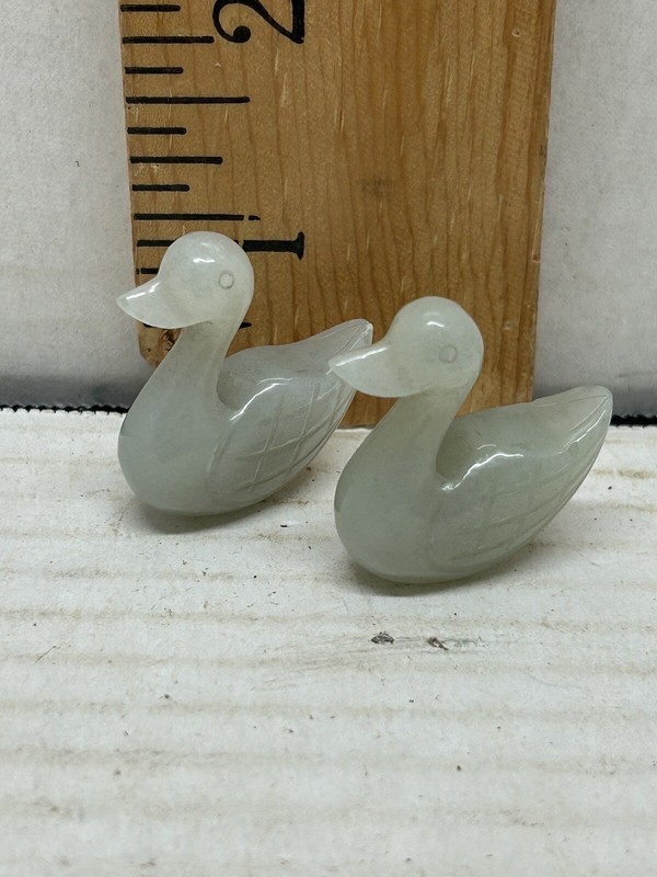 Hand Carved Light Green Jade Small Duck Figurines 