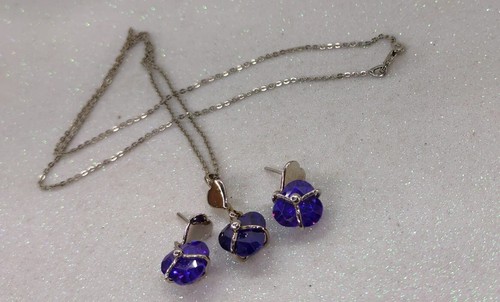 Beautiful Silver Locket Set + Chain 