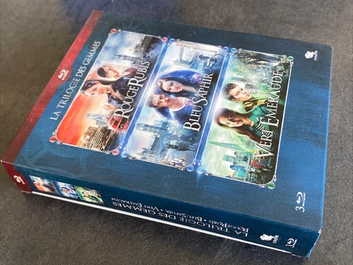 LA TRILOGIE DES GEMMES COFFRET 3 BLURAY ROUGE RUBIS BLEU SAPHIR VERT EMERAUDE - Picture 3 of 3