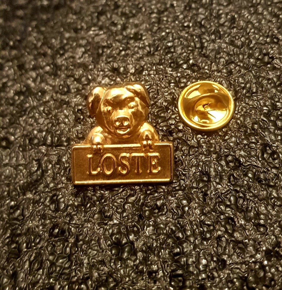 Pins (broche) Cochon En Métal Doré - Acier Inoxydable - Neuf Sans Emballage