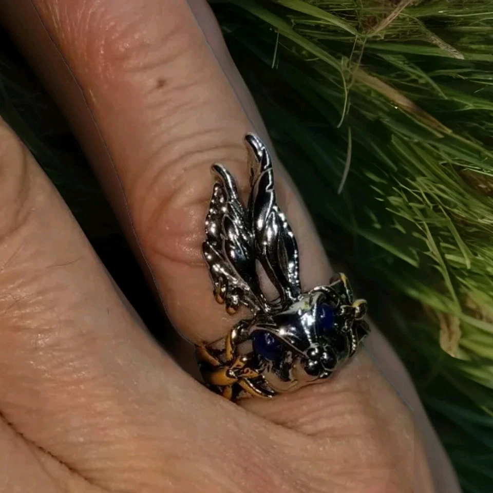 RABBIT Ring RABBIT Gifts Ring Sz 8  - Image 4 of 4