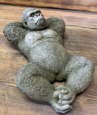 STEIN GARTEN LIEGEND SILBERRÜCKEN GORILLA AFFE SCHIMPANSE AFFE STATUE GESCHENK ORNAMENT