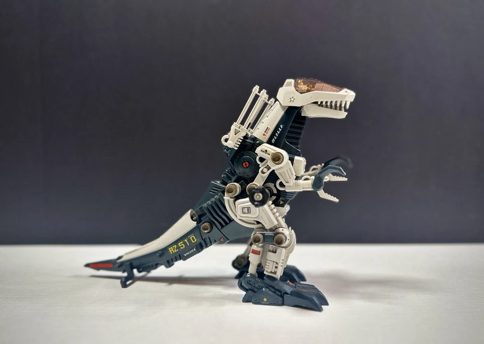 OJR TOMY ZOIDS AROSAURER Foto 3 de 4