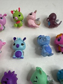 Hatchimals Mixed Lot of 14 Pieces Colleggtibles Mini Figures Assorted Toys
