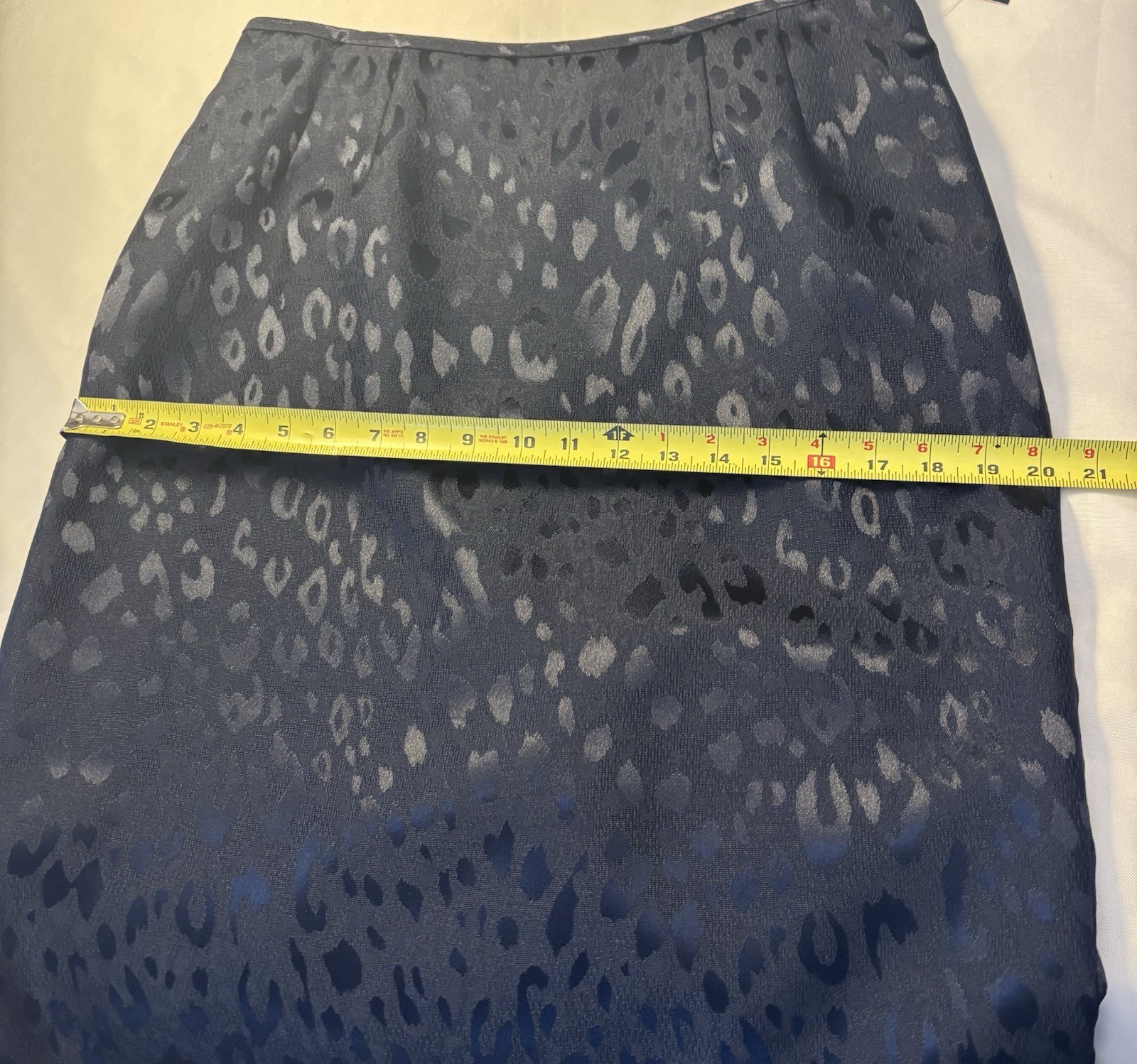 LE SUIT Majestic Courtyard Navy Blazer Skirt Set 10 Animal Print Office Business