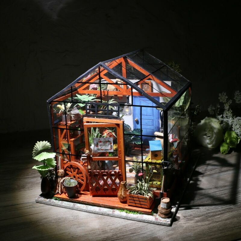 Rolife DIY LED Mini Green House Dollhouse Miniature Wooden Furniture Kit Gift