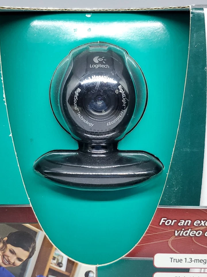 Logitech QuickCam Communicate MP Video Cam Calling 1.3 Megapixel New - Image 2 of 4