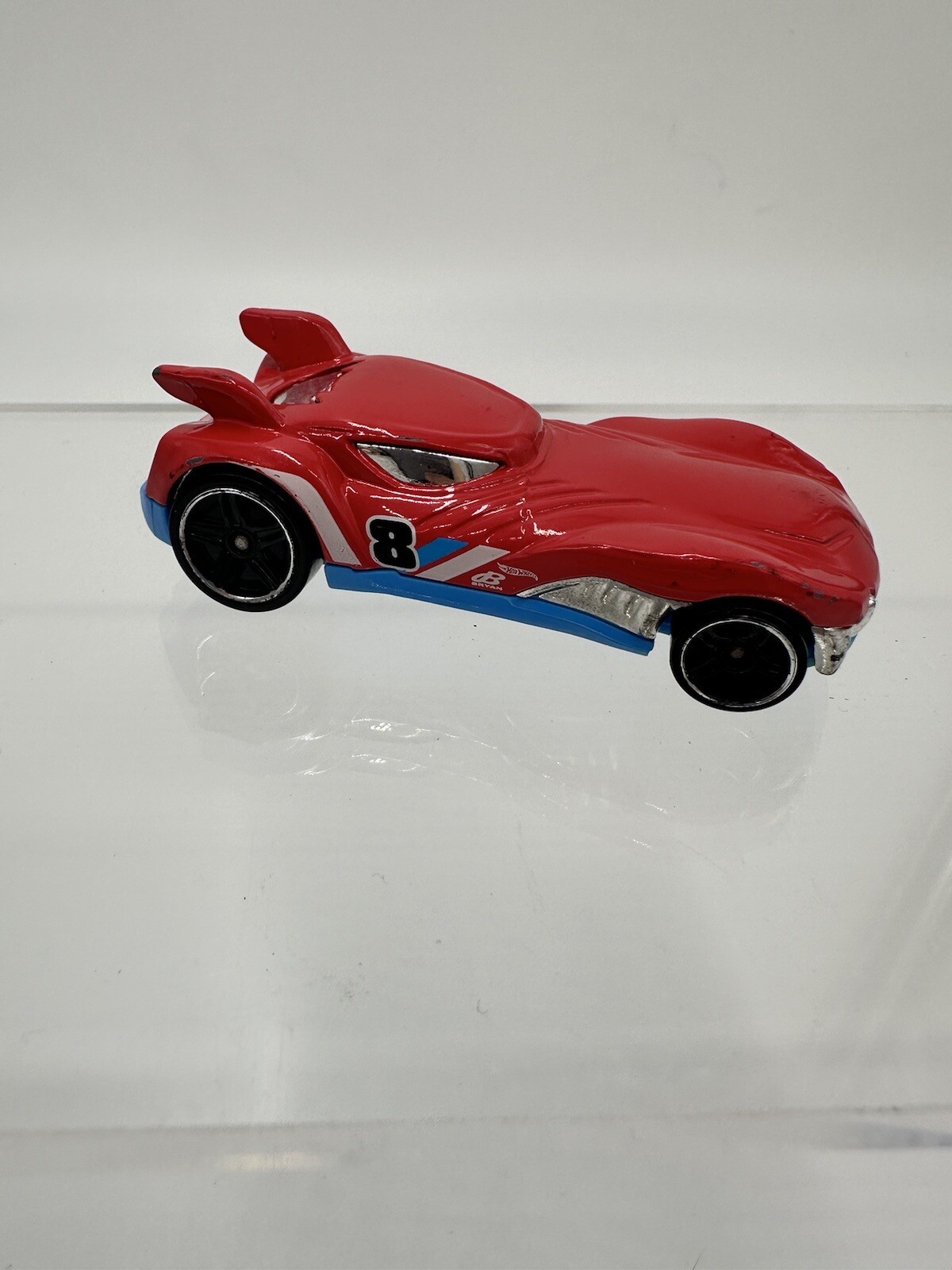 Picture 1 of 6