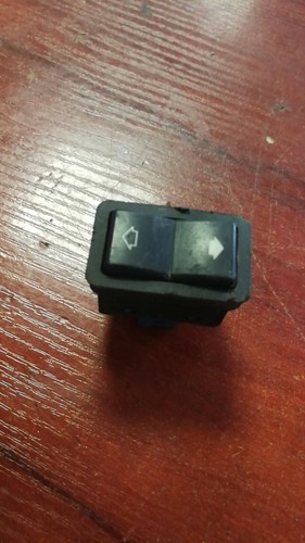 BMW 7er E38 94-96 5er E39 95-96 FENSTERSCHALTER STEUERUNG 61318368932 8368932