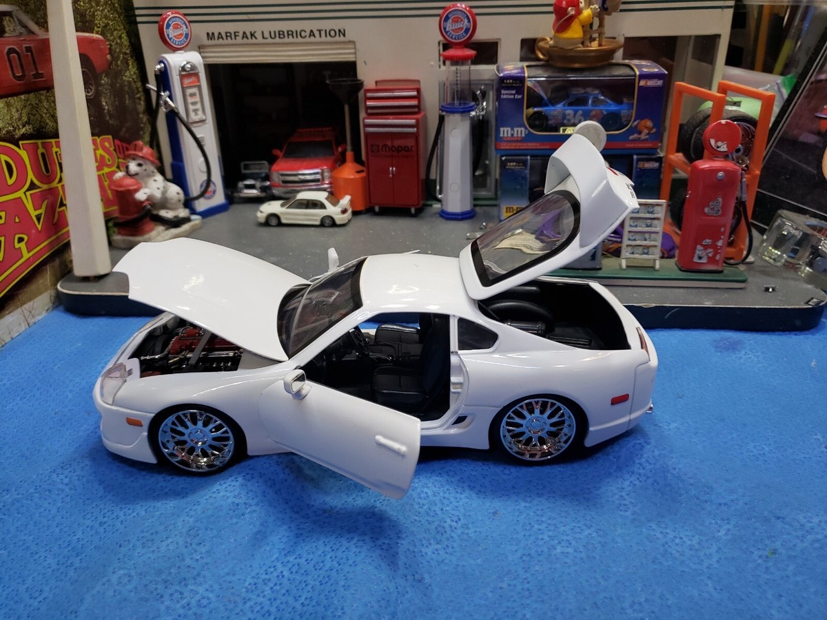 トヨタ スープラ Fast & Furious 7 1/24 Jada Fast and Furious 7 Brian's Toyota Supra 1:24 White