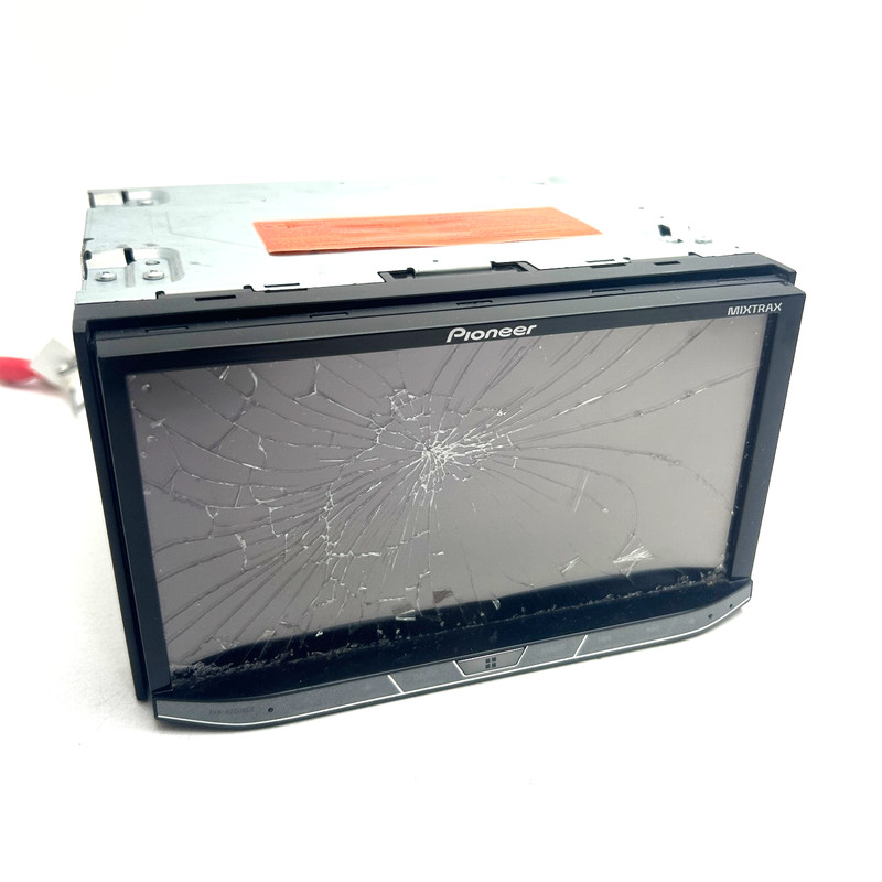 Pioneer AVH-4200NEX 7" Touchscreen DVD Receiver *FOR PARTS REPAIR*