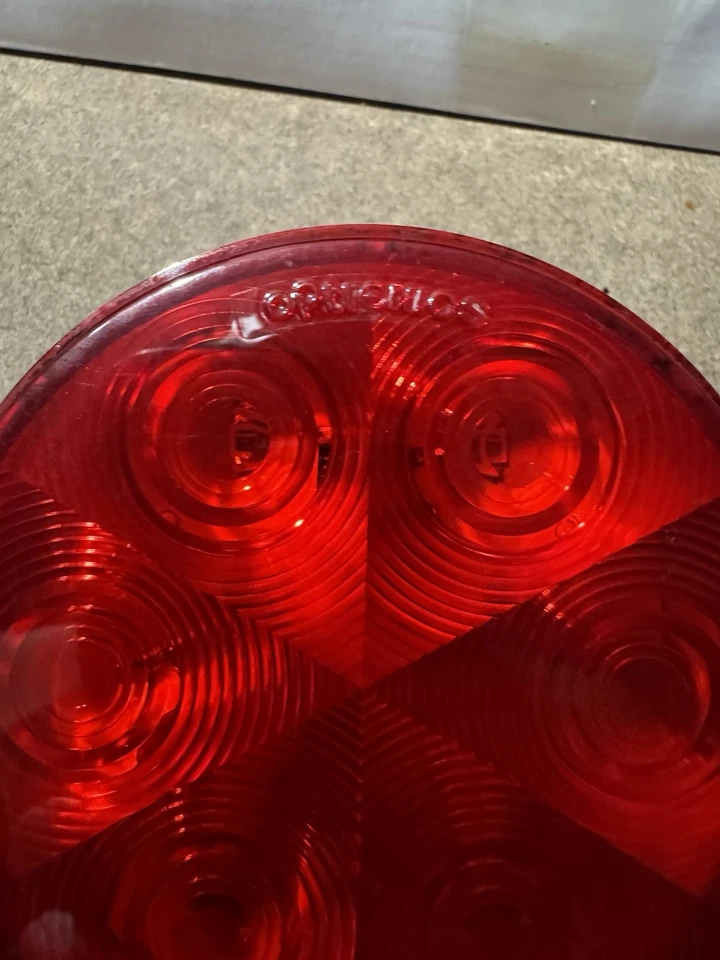 "Juego de 2 luces traseras de señal de giro de parada redonda diodo rojo 1 Truck Lite 1 Optronics" Foto 2 de 4