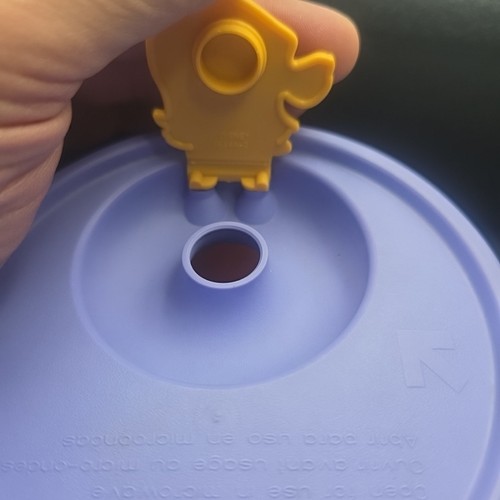 Tupperware Disney Winnie the Pooh Microwave Soup Bowl Vented Lid - Picture 9 of 9