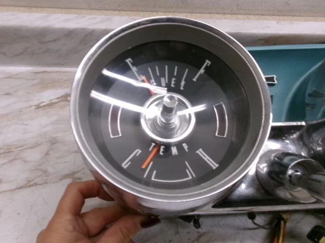 Velocímetro cuadro de instrumentos Ford Thunderbird 1961 1962 61 62 1963 63 vintage Foto 4 de 4