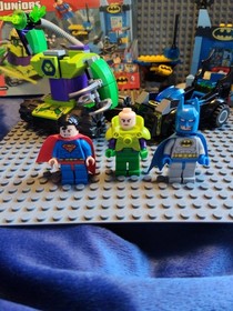 Lego Juniors DC Comics 10724 Batman & Superman vs. Lex Luthor + Booklet