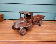 Vintage 1920s American National Pressed Steel Mack Dump Truck 27