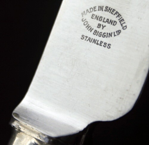 JOHN BIGGIN Ltd. Silverplate Carving Set Left Handled - Picture 3 of 3