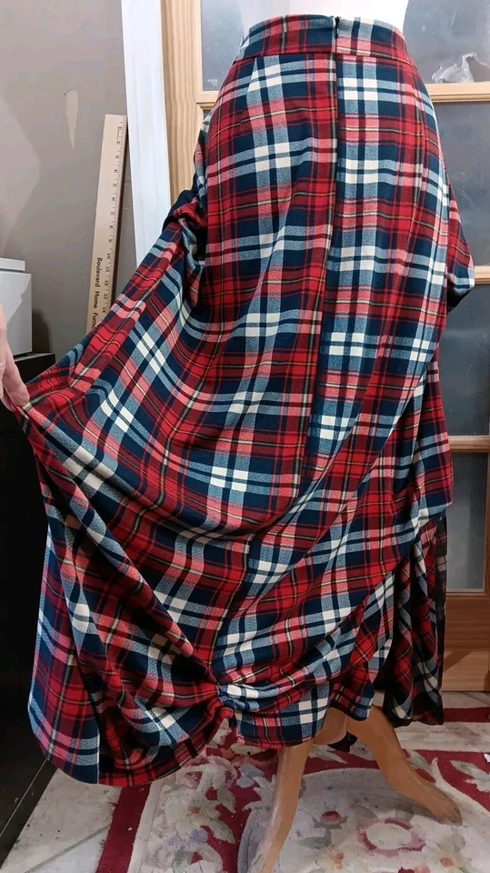 Maxi Falda TOV a Cuadros Plisada Roja Damisela Talla 8 (40) Patchwork Ren Festival Foto 4 de 4