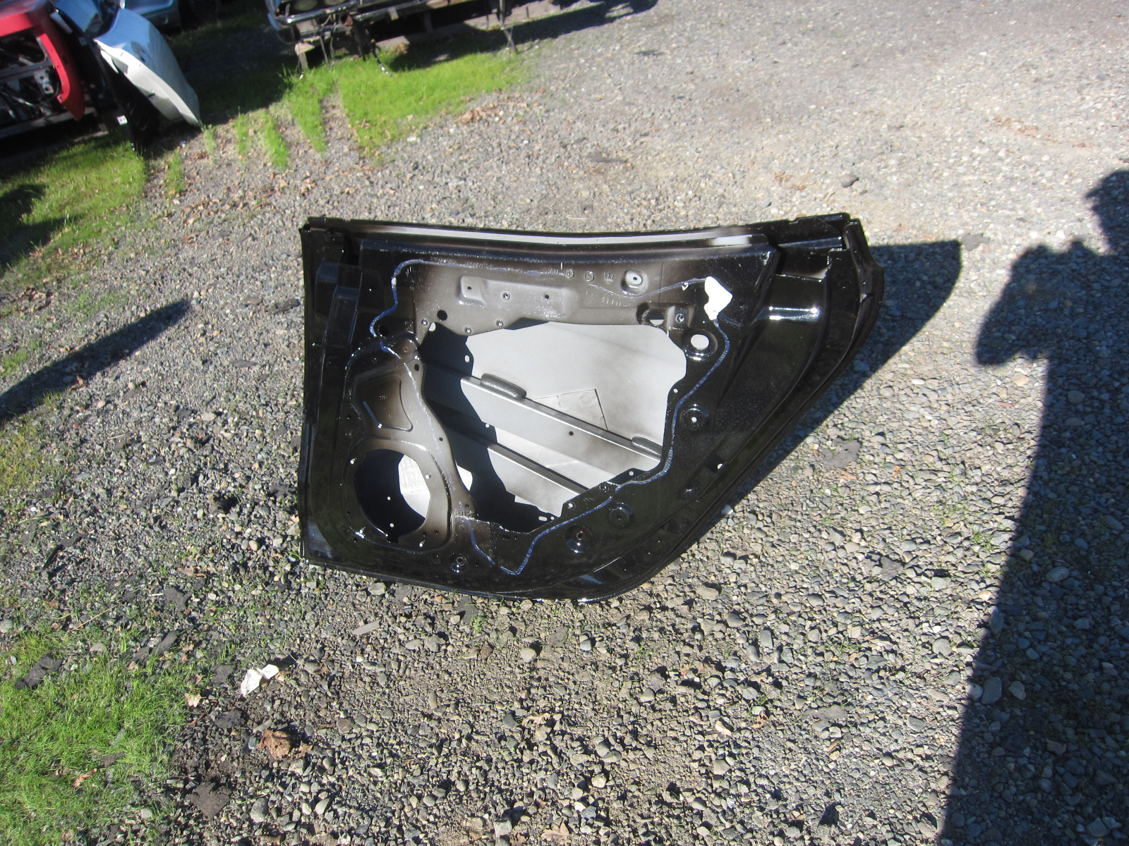 Maserati Ghibli 2014+ - RH Rear Door Shell (Black) - P/N 673008061