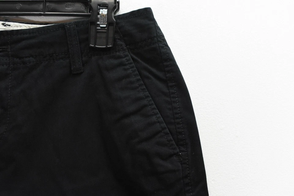 Old Navy Womens Black Flat Front Slash Pocket Stretch Perfect 7" Shorts 2 Petite - Image 4 of 4