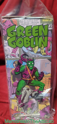 MEZCO One:12 Marvel Green Goblin Deluxe Glider Ghost Pumpkin