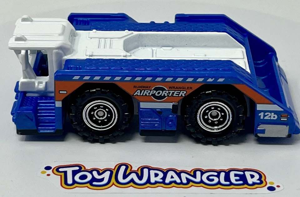 Matchbox #20 Runway Wrangler 2016 azul y blanco aeropuerto - suelto Foto 2 de 4