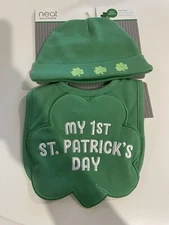 NWT Neat Solutions My First St. Patricks Day Bib and Beanie Hat Set Green