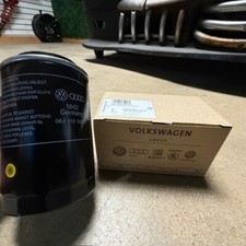 100%Genuine: Audi A4/A5 Oil Filter. 2.0TSI- VW Golf/Scirocco 06J115403Q(made In Germany