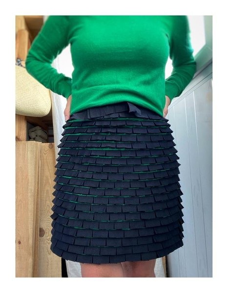 Women Karen Millen Skirt Black Polyester M #9S7R